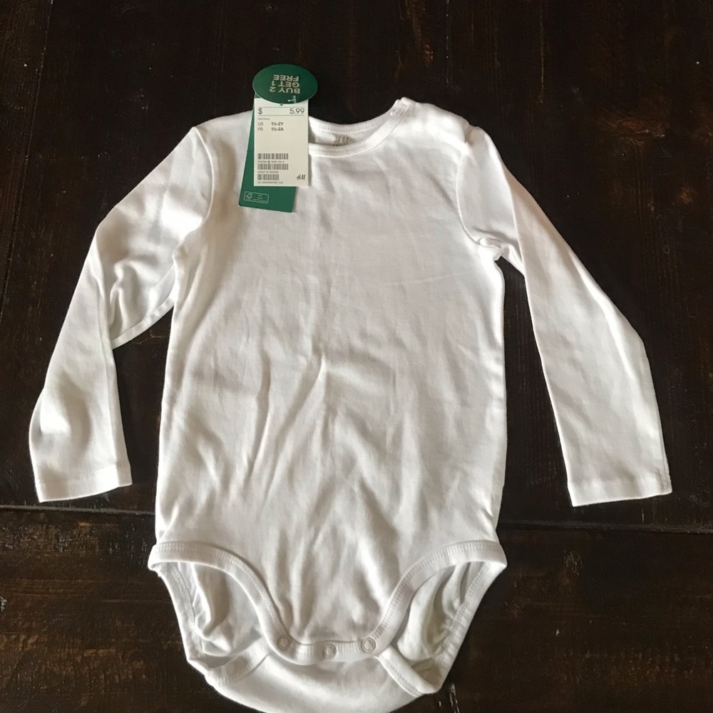 H and M infant long sleeve onesie